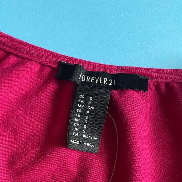 pink crop top - Picture 5 of 6